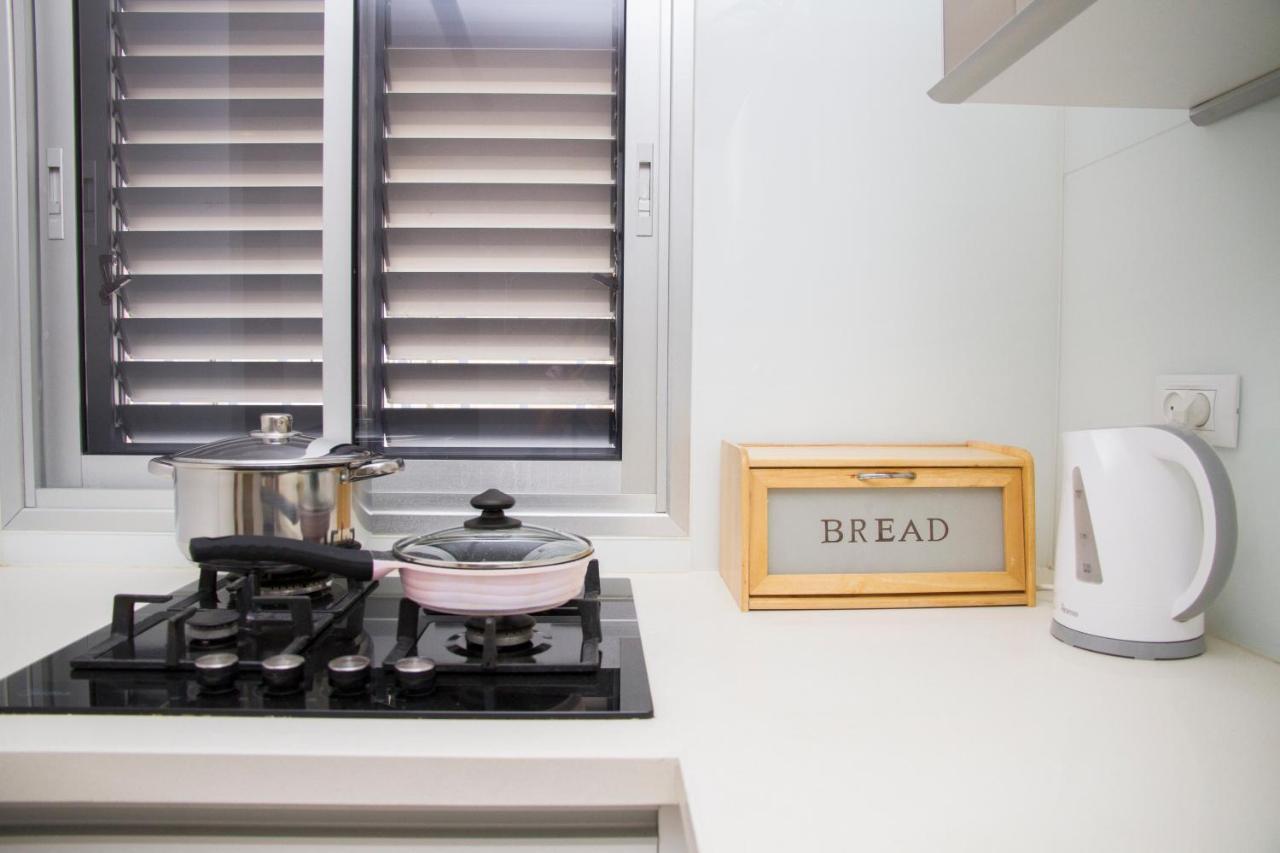 Apartments4You Etsel Бат-Ям Экстерьер фото