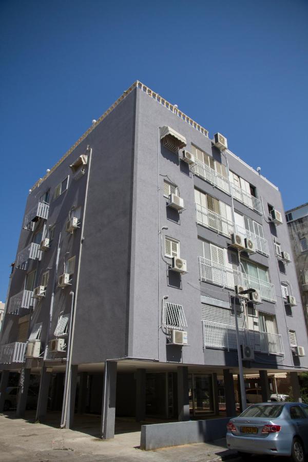 Apartments4You Etsel Бат-Ям Экстерьер фото