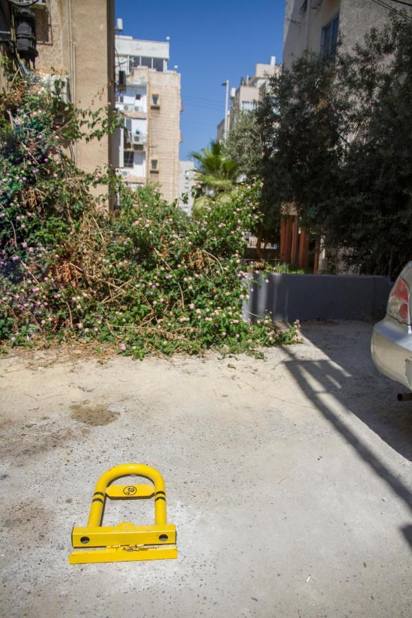 Apartments4You Etsel Бат-Ям Экстерьер фото