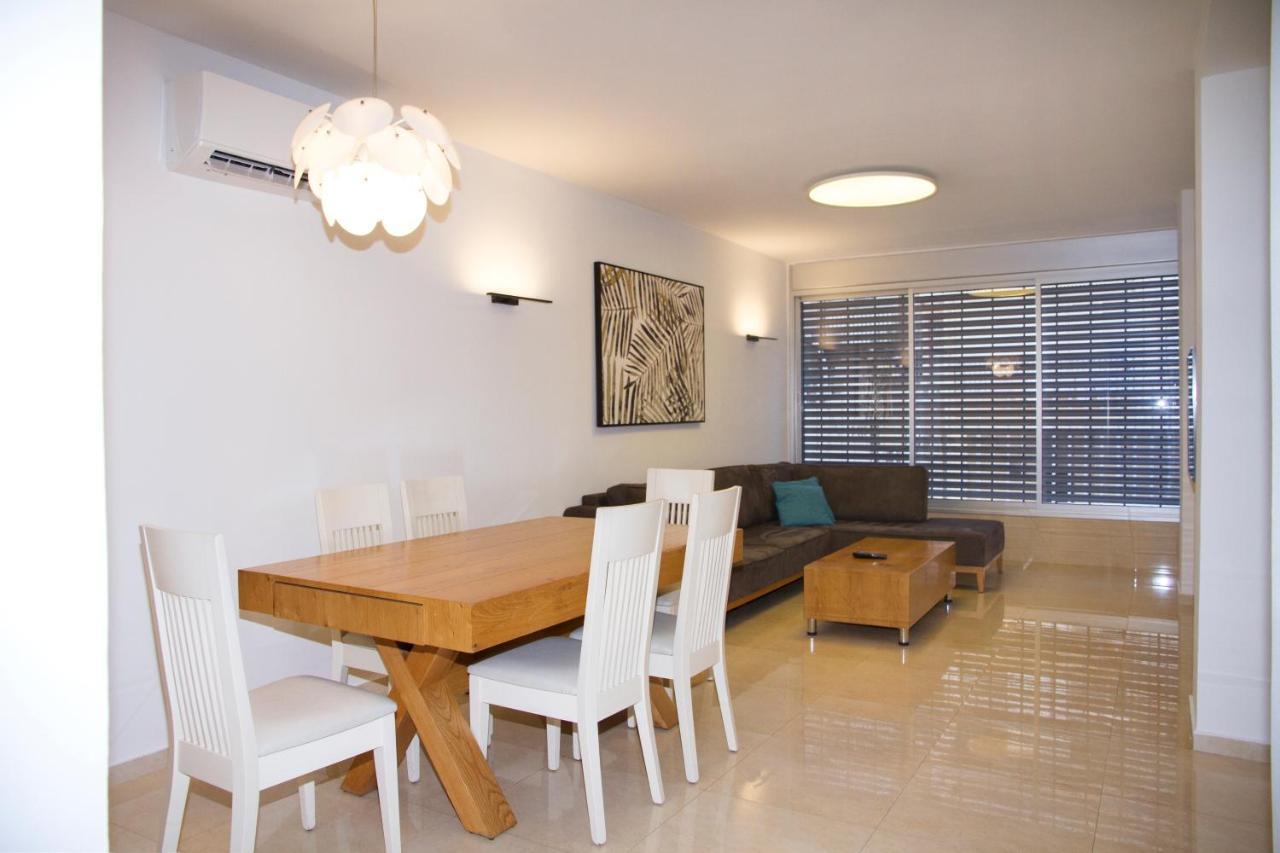 Apartments4You Etsel Бат-Ям Экстерьер фото