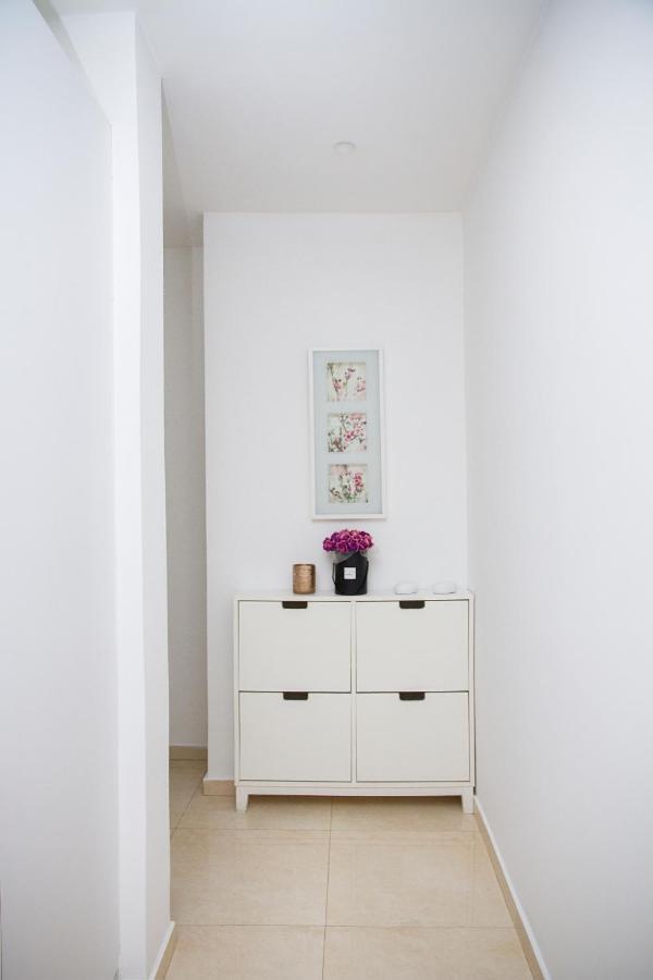 Apartments4You Etsel Бат-Ям Экстерьер фото