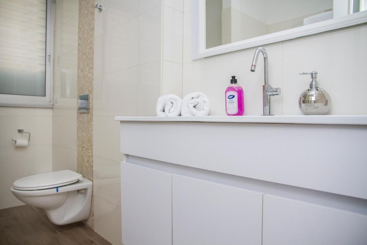 Apartments4You Etsel Бат-Ям Экстерьер фото