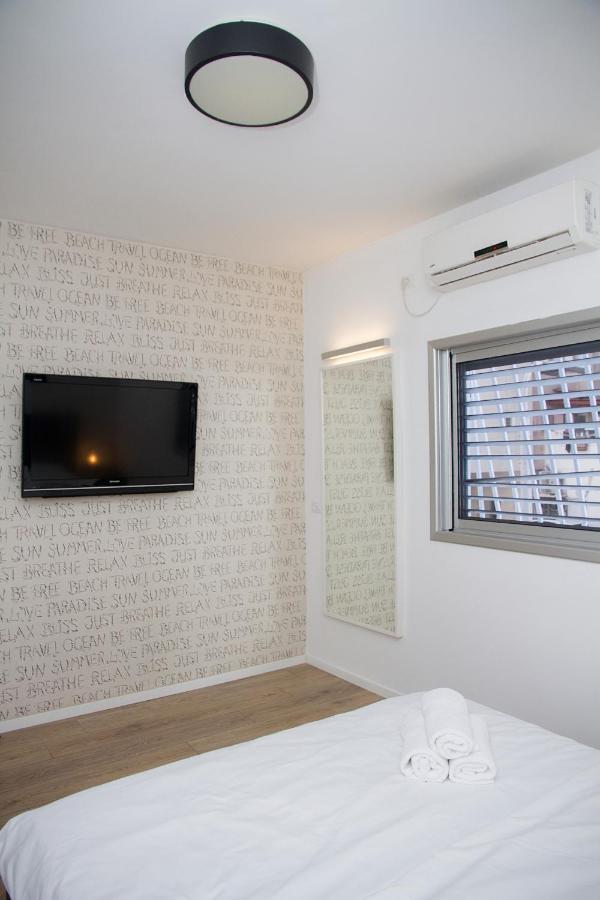 Apartments4You Etsel Бат-Ям Экстерьер фото