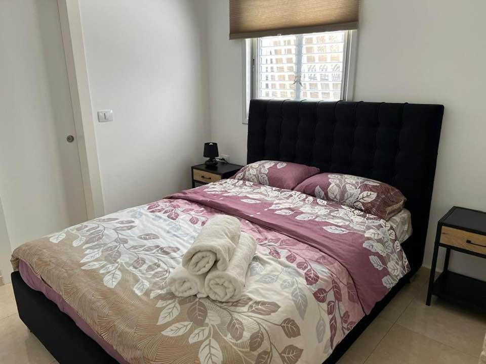 Apartments4You Etsel Бат-Ям Экстерьер фото
