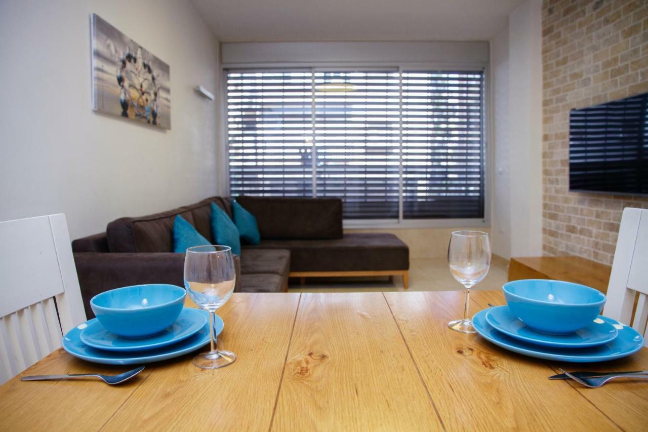 Apartments4You Etsel Бат-Ям Экстерьер фото